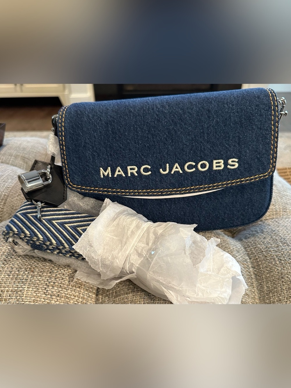 NWT Marc Jacobs Dark Denim Logo Flap Crossbody Bag w/Woven & Leather Straps $398 - Picture 7 of 10